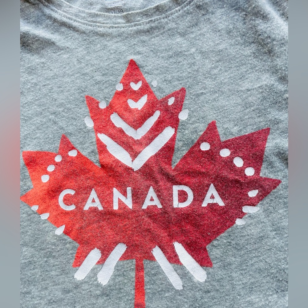 $4 💥🇨🇦 Canada 🍁 Maple Leaf Graphic Tee, Heathered Grey Red, Short Sleeve